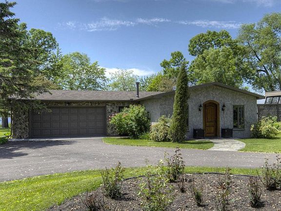 4th image of 50350 Shorewood Cir
