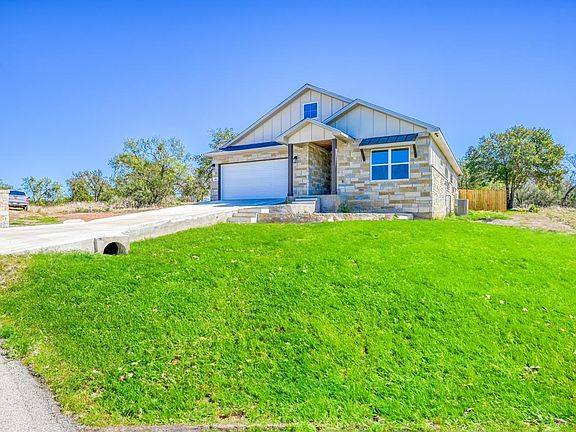 2nd image of 128 Eagle Point Drive
