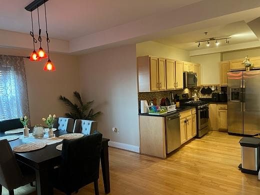 1st image of 70 S Munn Ave APT 1008