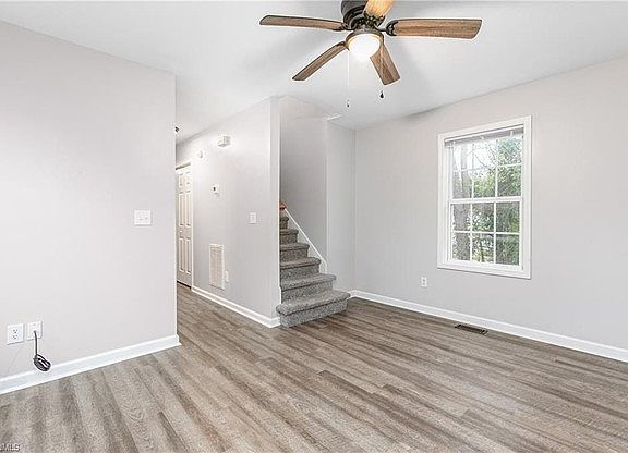 5th image of 514 Town Branch Rd