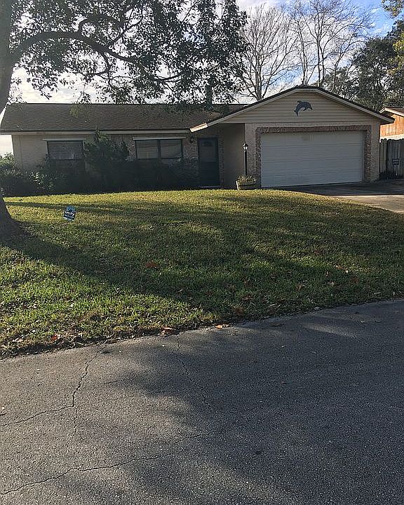 1st image of 1120 Viking Dr