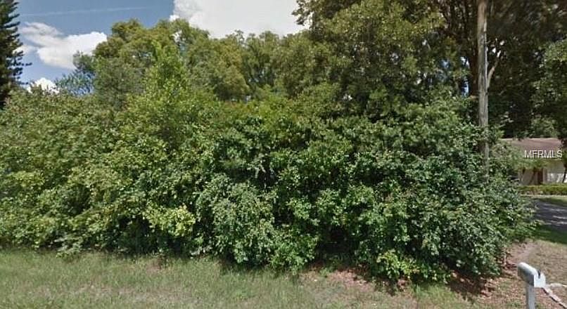 2nd image of 1940 Banana Ave