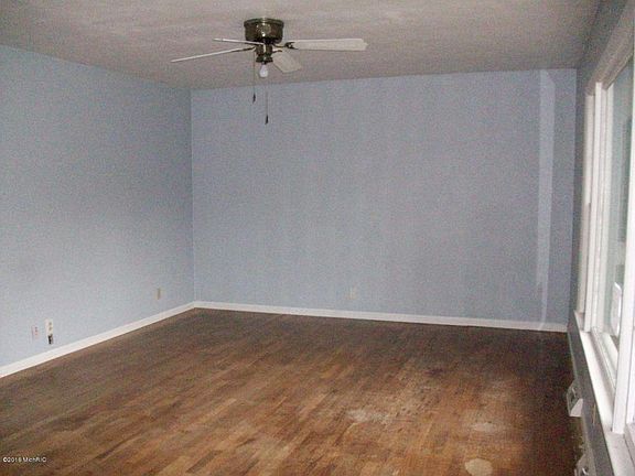 2nd image of 111 Bennett Ave