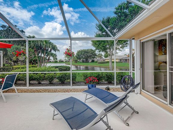 4th image of 1249 NW Sun Terrace Circle #10D
