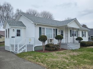 9 Grove Street, East Millinocket, ME 04430