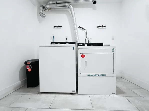 126 Randolph Avenue image 15 of 17