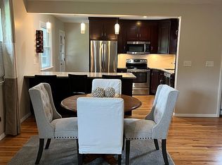 80 Knollwood Rd, Newington, CT 06111