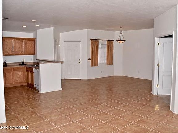 5th image of 592 S Amante Dr
