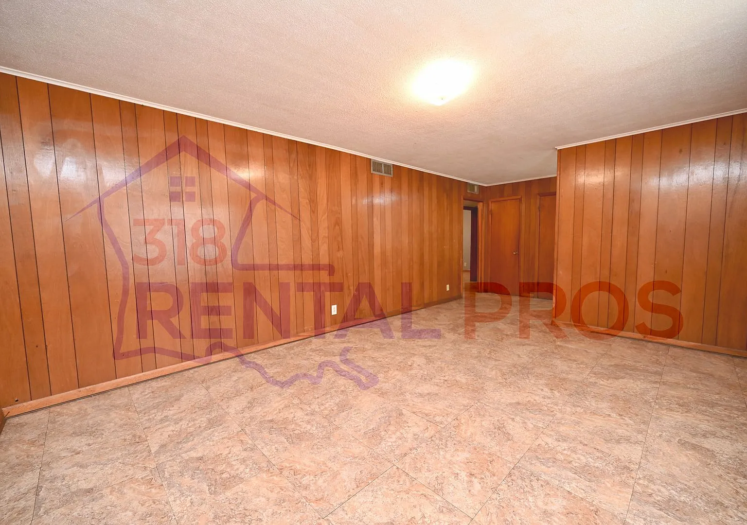 314 W College Ave — Photo 4
