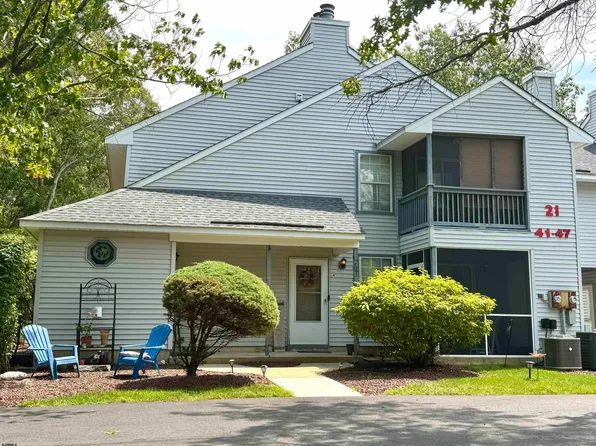 41 Waterview Dr #21, Absecon, NJ 08205
