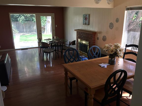 4th image of 1204 Eureka Ave