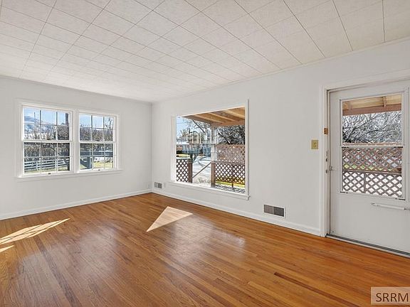 5th image of 354 Fredregill Rd