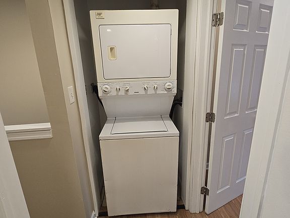 2nd image of 6037 Vine St Floor 2