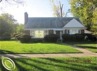 14311 W Nine Mile Rd, Oak Park, MI