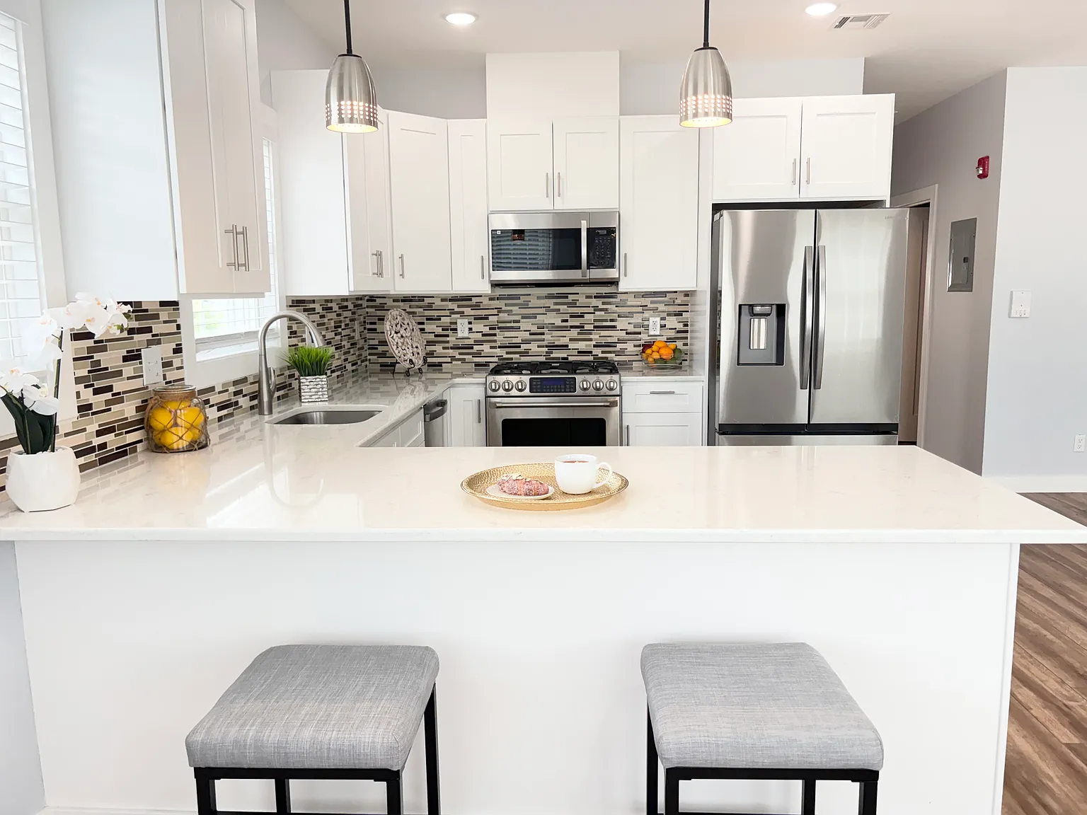 2 bed, 1500 sqft, $3,700 — Photo 4