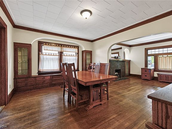 5th image of 2223 Carabel Ave