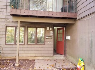 149 Towne House Rd UNIT 149, Hamden, CT 06514