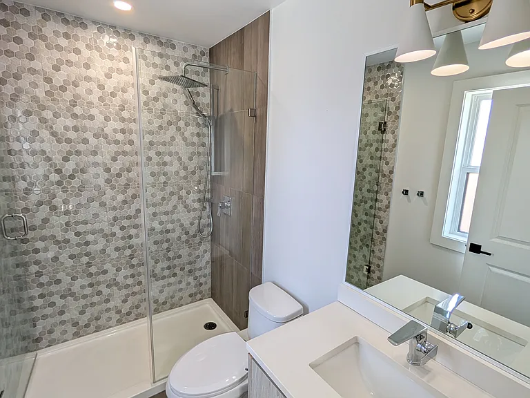15950 Alder Pl #2 — Photo 8