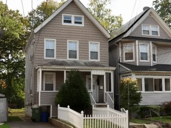 145 W 3Rd Ave, Roselle Boro, NJ 07203