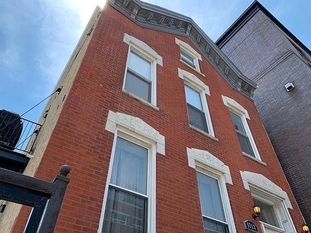 1st image of 1713 W North Ave Unit 2F