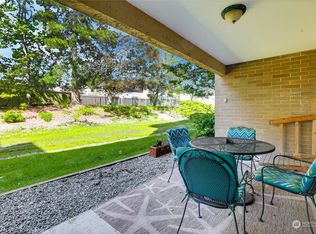 2021 N Laventure Rd APT 107, Mount Vernon, WA 98273