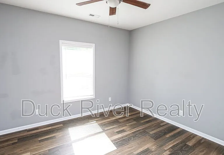 130 Westover Dr — Photo 10