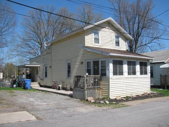 9 Marble St, Baldwinsville, NY 13027