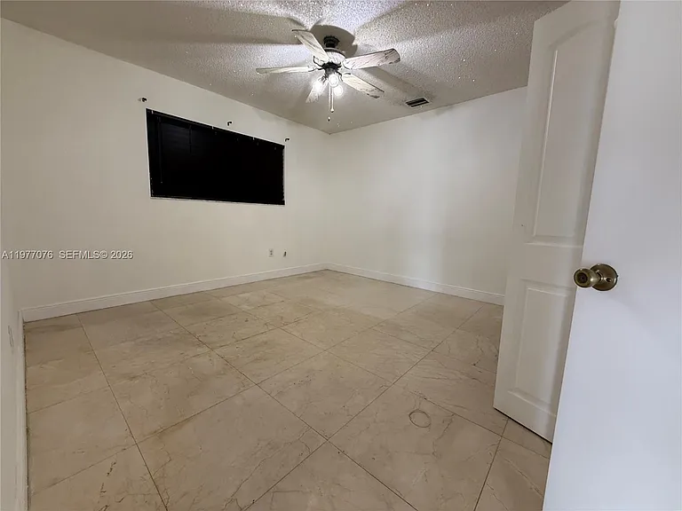 1585 W 53rd St — Photo 13