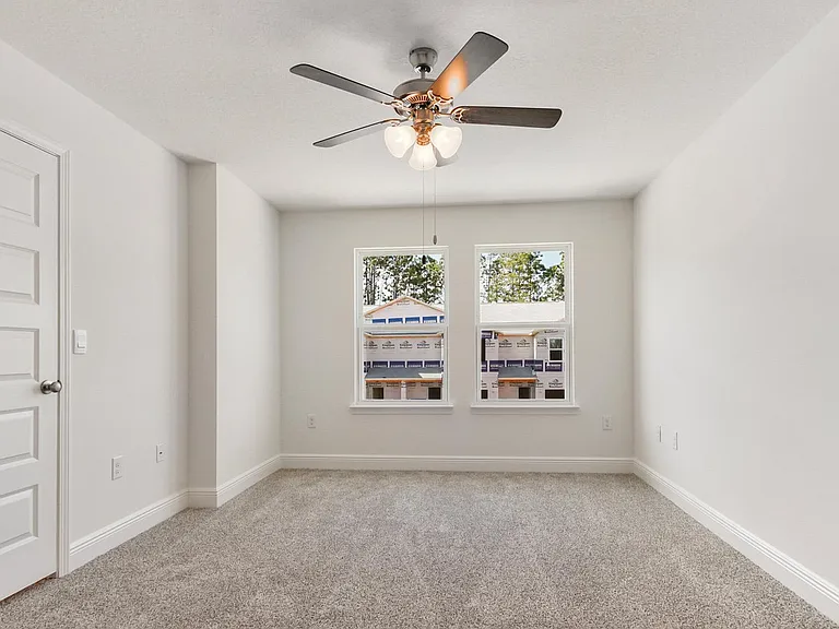 532 Melrose Way — Photo 17
