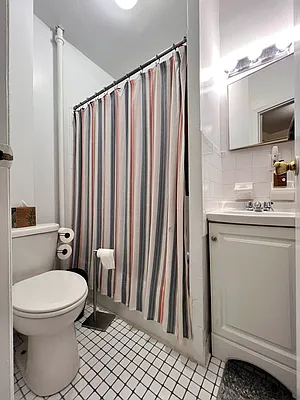 Rented by Compass | media 21