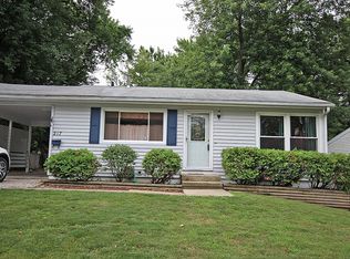 217 Wayside Ave, Decatur, IL 62521