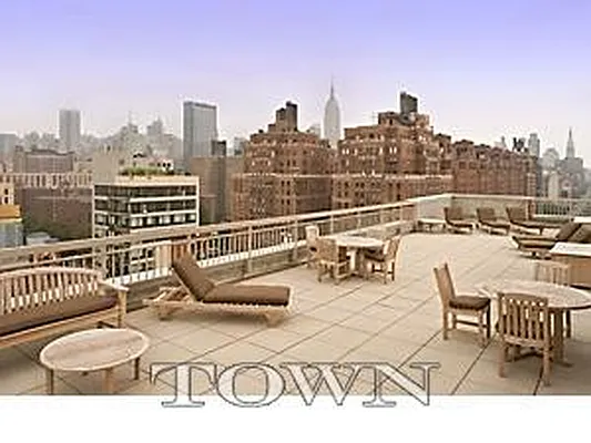 Sold by Town Residential | media 5