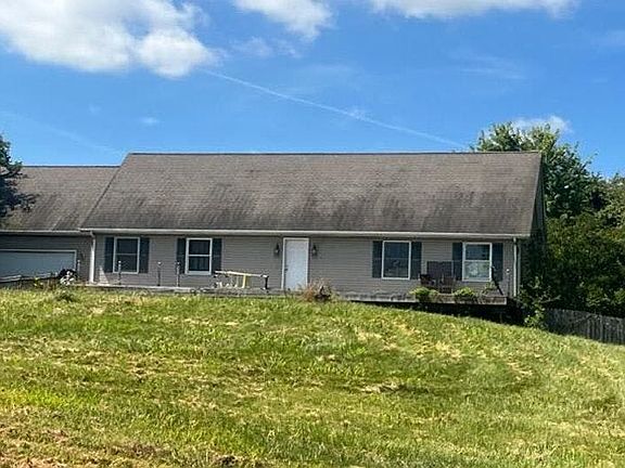 3rd image of 2201 Krucker Rd