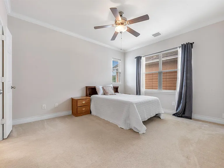 7138 Sun Village Dr — Photo 14