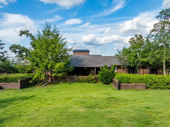 19 Sunset Dr, Cammack Village, AR 72207