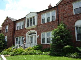 8042 Delmar Blvd APT 2, Saint Louis, MO