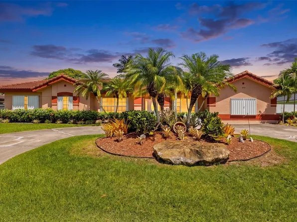 15735 SW 153rd Ave, Miami, FL 33187