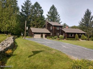 84 Hill Rd, New Lebanon, NY 12125