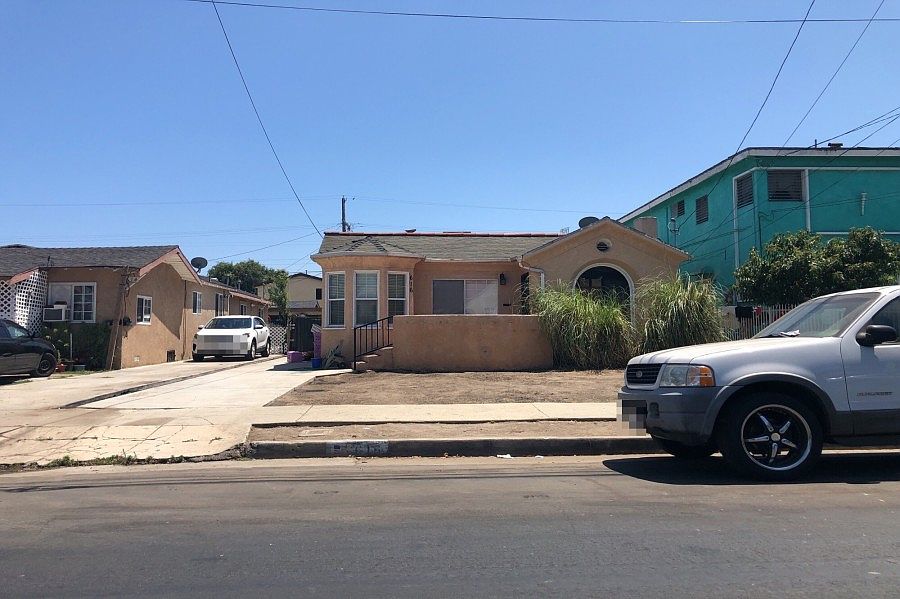 1st image of 616 W Colden Ave
