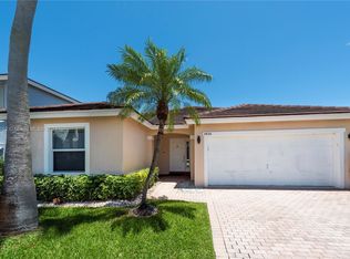 4928 SW 33rd Way, Fort Lauderdale, FL 33312