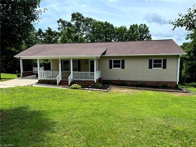 337 Grassy Creek Dr, State Road, NC, 28676