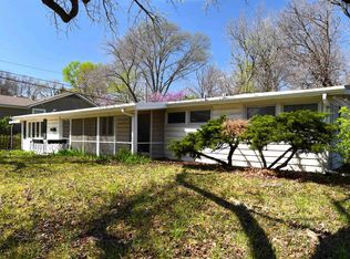 1518 SW 28th St, Topeka, KS 66611