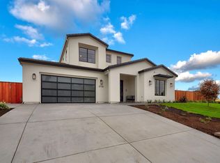 3736 Lakebriar Pl, Santa Rosa, CA 95403