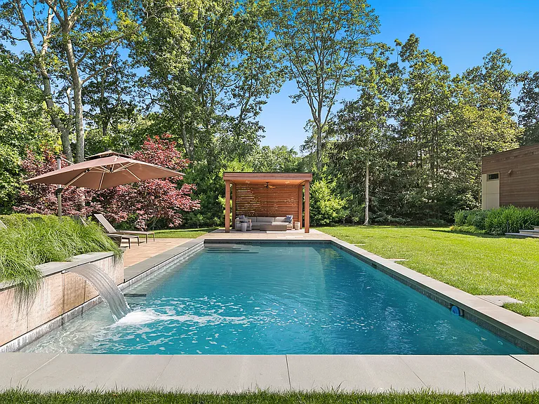389 Montauk Hwy — Photo 9