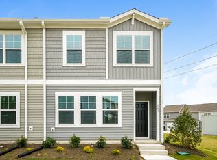561 Landing View Dr, Wendell, NC 27591
