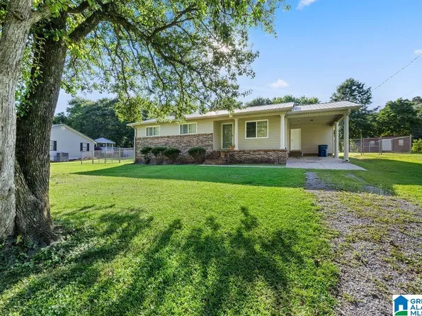 740 Rainbow Hvn, Rainbow City, AL 35906