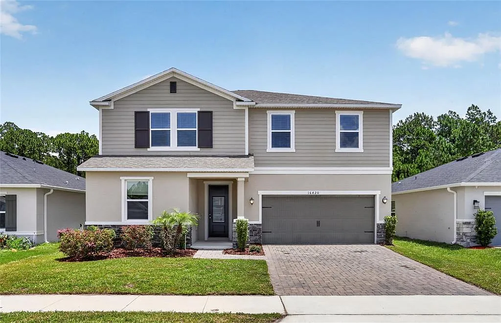 5 bed, 3.0 bath, 2672 sqft, $3,100 — Photo 2