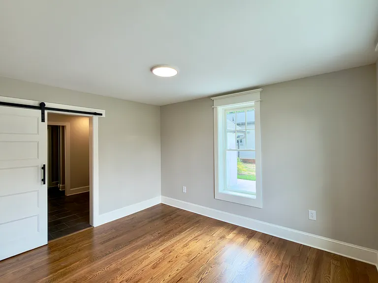 206 West Ave — Photo 9