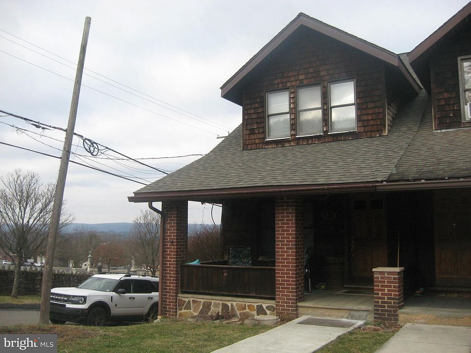 1976 Howard Ave, Pottsville, PA 17901 Zillow