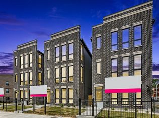 4906 S Saint Lawrence Ave #3, Chicago, IL 60615